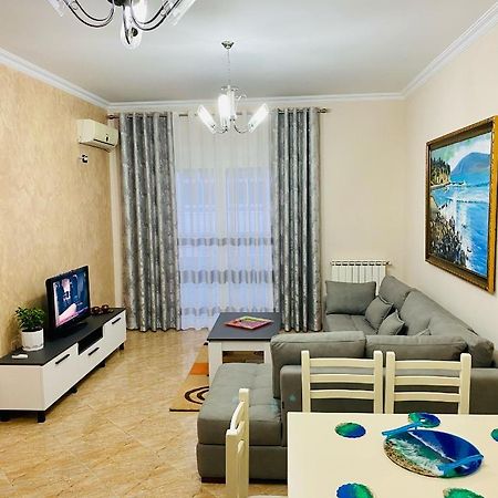 Holiday Apartment Vlorë Екстериор снимка